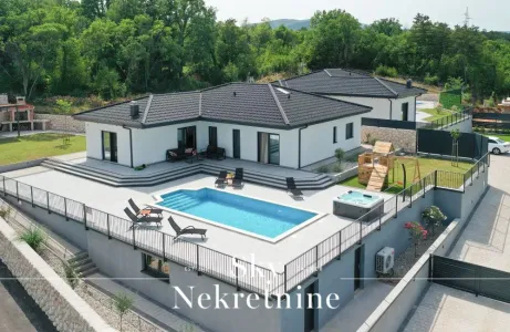 Villa In vendita 21260 Imotski HR