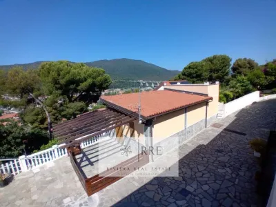 Villa In vendita 17051 Andora IT